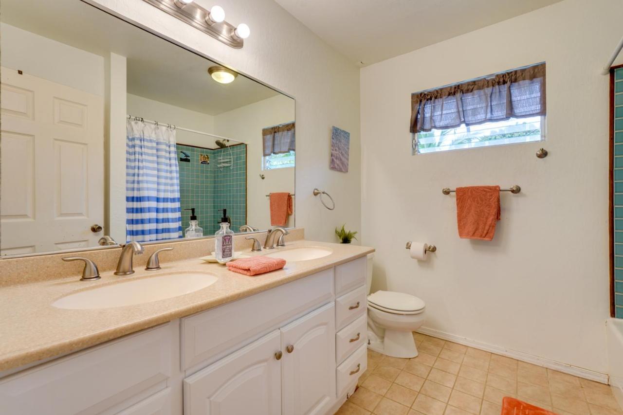 Breezy Kailua-Kona Bungalow With Lanai And Ocean View! Exterior photo
